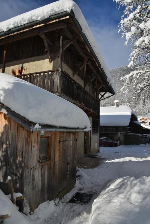 Appartement Dans Chalet 5 Chambres 130 M2 Centre Village Монрьон Экстерьер фото