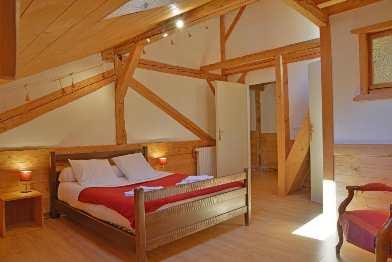 Appartement Dans Chalet 5 Chambres 130 M2 Centre Village Монрьон Экстерьер фото